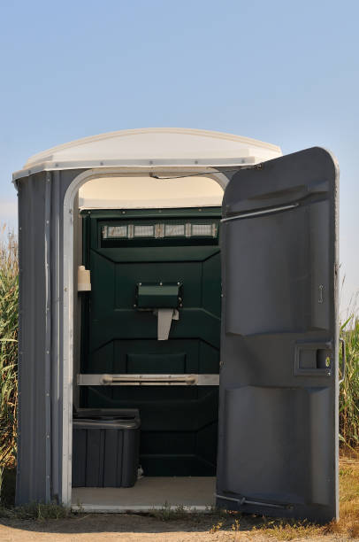 Portable Toilet Options We Offer in Bovina, TX